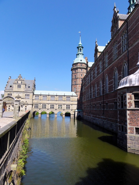 DSC02445.JPG